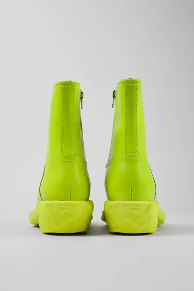 Venga Green Ankle Boots for Unisex - Autumn / Winter collection - Image 2