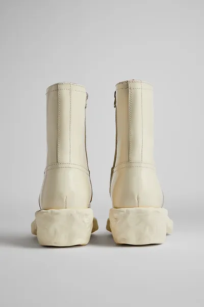 Venga White Ankle Boots for Men - Autumn / Winter collection - Image 2